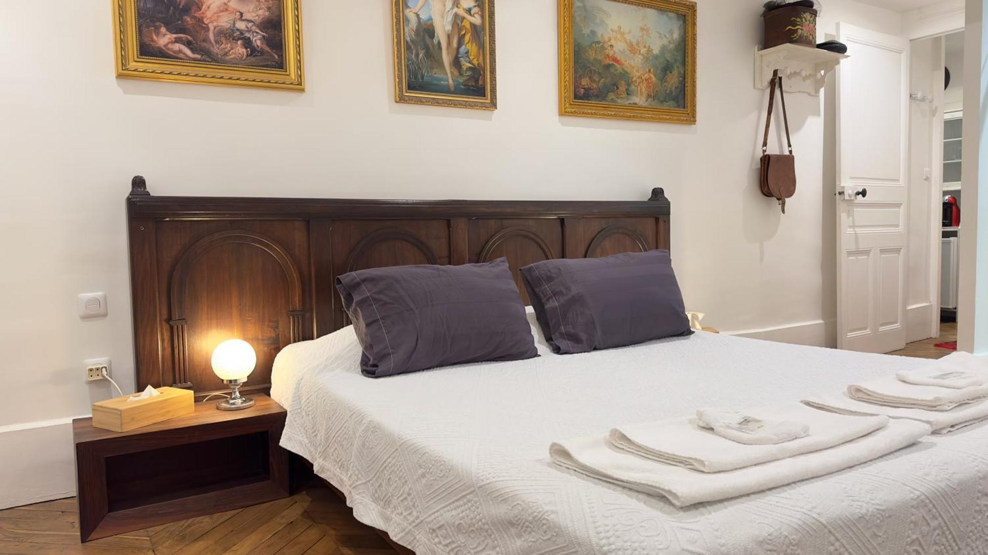 Chambre De Charme Au Coeur Du Vieux Valence - Confort & Calme Exterior photo